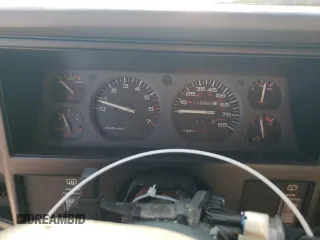 1996 Jeep Cherokee SE with VIN 1J4FT28S3TL197827, listed as a Copart auction lot 75443574 with 116,660 mi miles and Salvage Title. Bid and sale history available at carsss.com. Image 9.