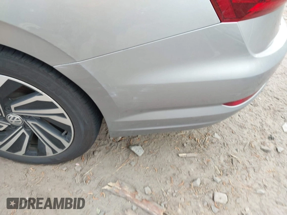 2020 Volkswagen Jetta SEL z VIN 3VWE57BU9LM082552, wystawiony jako IAAI lot #42091492 z przebiegiem 60 775 mil mil oraz . Historia ofert i sprzedaży dostępna na DreamBid. Obrazek 6.
