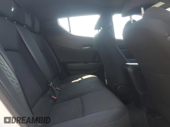 2018 Toyota C-HR XLE with VIN NMTKHMBX6JR027395, listed as a Copart auction lot 63071605 with 124,293 mi miles and Clean title. Bid and sale history available at DreamBid. Image 11.