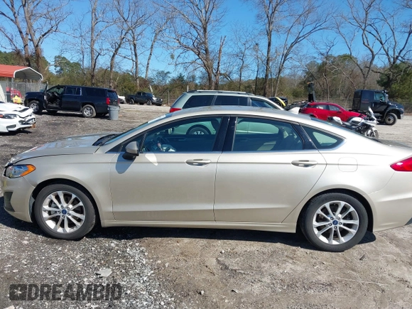 2019 Ford Fusion SE with VIN 3FA6P0HD1KR267041, listed as a IAAI auction lot 41591062 with 29,047 mi miles. Bid and sale history available at carsss.com. Image 14.