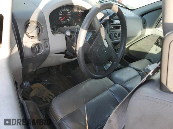 2004 Ford F-150 XL with VIN 1FTRF12WX4NA55917, listed as a Copart auction lot 44209225 with 0 mi miles and Salvage Title. Bid and sale history available at carsss.com. Image 8.