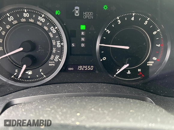 2010 Lexus IS 250 C z VIN JTHFF2C21A2511092, wystawiony jako Copart lot #59193075 z przebiegiem 192 550 mil mil oraz Czysty tytuł • Clean title. Historia ofert i sprzedaży dostępna na DreamBid. Obrazek 8.