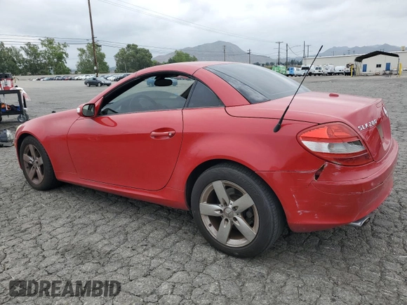 2007 Mercedes-Benz SLK 280 with VIN WDBWK54F17F147708, listed as a Copart auction lot 55885305 with 164,934 mi miles and Clean Title. Bid and sale history available at DreamBid. Image 2.