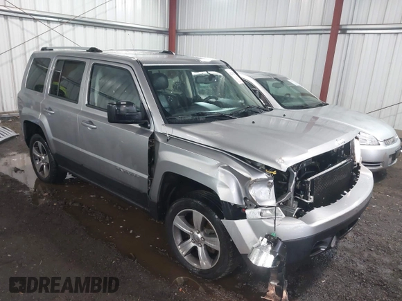 2016 Jeep Patriot High Altitude z VIN 1C4NJRFB0GD500582, wystawiony jako IAAI lot #42298262 z przebiegiem 117 643 mil mil oraz . Historia ofert i sprzedaży dostępna na DreamBid. Obrazek 1.