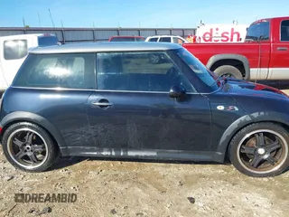 2006 MINI Hardtop S with VIN WMWRE33546TJ34712, listed as a IAAI auction lot 41144701 with 230,006 mi miles and . Bid and sale history available at DreamBid. Image 13.