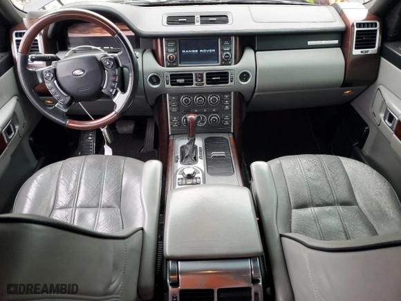 2010 Land Rover Range Rover HSE LUX with VIN SALMF1D45AA304934, listed as a Copart auction lot 85566094 with 228764 miles and Non Repairable. Bid and sale history available at carsss.com. Image 8.