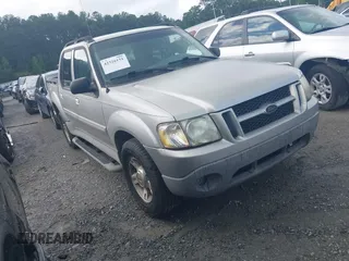 2003 Ford Explorer Sport Trac XLS z VIN 1FMZU67E63UC48939, wystawiony jako IAAI lot #42526151 z przebiegiem 221 402 mil mil oraz . Historia ofert i sprzedaży dostępna na DreamBid. Obrazek 1.