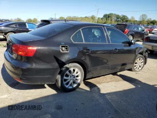 2011 Volkswagen Jetta SE with VIN 3VWDX7AJ2BM013018, listed as a Copart auction lot 73686974 with 145,557 mi miles and Salvage title. Bid and sale history available at DreamBid. Image 3.