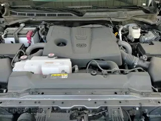 2025 Toyota Tundra SR5 с VIN 5TFWA5DB2SX304053, выставлен на аукционе Copart как лот 68536145 с пробегом 2 730 миль миль и Списание • Salvage title. История ставок и продаж доступна на DreamBid. Изображение 13.