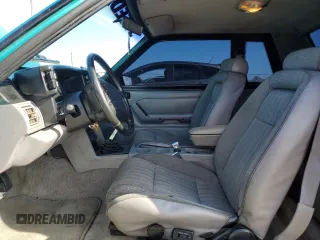 1993 Ford Mustang z VIN 1FACP40E9PF168633, wystawiony jako Copart lot #71578014 z przebiegiem 954 mil mil oraz Szkoda całkowita • Salvage title. Historia ofert i sprzedaży dostępna na DreamBid. Obrazek 7.