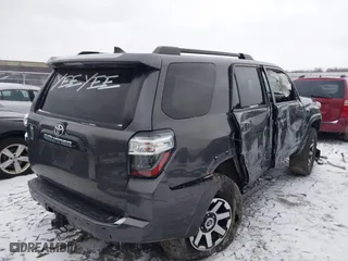 2019 Toyota 4Runner SR5 with VIN JTEBU5JR6K5639752, listed as a IAAI auction lot 41737523 with 85,173 mi miles. Bid and sale history available at carsss.com. Image 4.