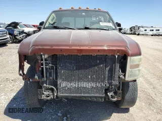 2008 Ford F-350 XL z VIN 1FTWW31R78EC78318, wystawiony jako Copart lot #42215235 z przebiegiem 273 378 mil mil oraz Czysty tytuł • Clean title. Historia ofert i sprzedaży dostępna na DreamBid. Obrazek 5.