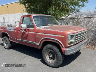 1986 Ford F-250 с VIN 1FTHF26L6GPA07454, выставлен на аукционе Copart как лот 65404175 с пробегом 69 638 миль миль и Чистый • Clean title. История ставок и продаж доступна на DreamBid. Изображение 1.