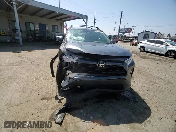 2020 Toyota RAV4 XLE with VIN 2T3W1RFV4LC044664, listed as a Copart auction lot 59163675 with 60,648 mi miles and Salvage title. Bid and sale history available at DreamBid. Image 15.