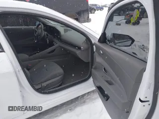 2024 Hyundai Elantra SE with VIN KMHLL4DG1RU764086, listed as a IAAI auction lot 41525779 with 4,261 mi miles and . Bid and sale history available at DreamBid. Image 5.