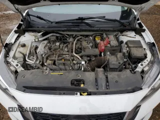 2022 Nissan Sentra S z VIN 3N1AB8BV2NY295222, wystawiony jako Copart lot #51172315 z przebiegiem 68 380 mil mil oraz Czysty tytuł • Clean title. Historia ofert i sprzedaży dostępna na DreamBid. Obrazek 11.