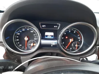 2018 Mercedes-Benz GLE with VIN 4JGDA5HBXJB175004, listed as a Copart auction lot 44131375 with 74,995 mi miles and Salvage Title. Bid and sale history available at carsss.com. Image 9.