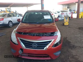 2016 Nissan Versa S z VIN 3N1CN7AP0GL840640, wystawiony jako IAAI lot #41986023 z przebiegiem Nie podano mil oraz . Historia ofert i sprzedaży dostępna na DreamBid. Obrazek 6.