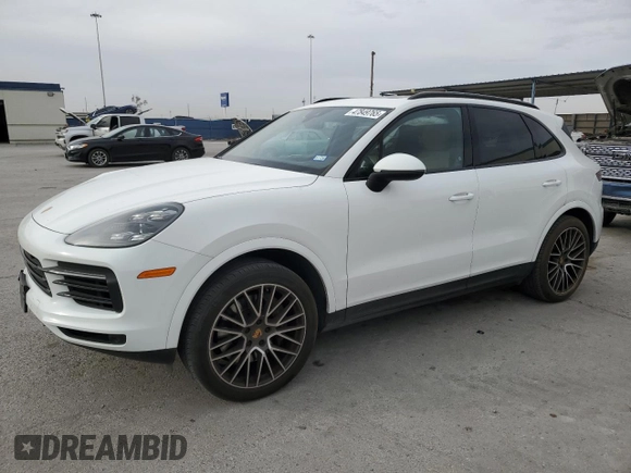2021 Porsche Cayenne z VIN WP1AA2AY0MDA03642, wystawiony jako Copart lot #47849765 z przebiegiem 60 787 mil mil oraz Szkoda całkowita • Salvage title. Historia ofert i sprzedaży dostępna na DreamBid. Obrazek 1.