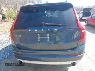 2018 Volvo XC90 Momentum with VIN YV4102PK7J1351715, listed as a IAAI auction lot 41901889 with 97,513 mi miles. Bid and sale history available at carsss.com. Image 16.