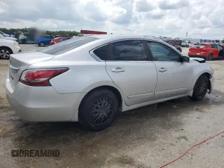2015 Nissan Altima 2.5 z VIN 1N4AL3AP4FC126335, wystawiony jako Copart lot #58576515 z przebiegiem 88 344 mil mil oraz Szkoda całkowita • Salvage title. Historia ofert i sprzedaży dostępna na DreamBid. Obrazek 3.