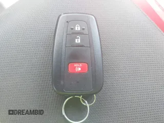 2022 Toyota Prius L Eco z VIN JTDKAMFU5N3188480, wystawiony jako IAAI lot #42146176 z przebiegiem 35 554 mil mil oraz . Historia ofert i sprzedaży dostępna na DreamBid. Obrazek 11.