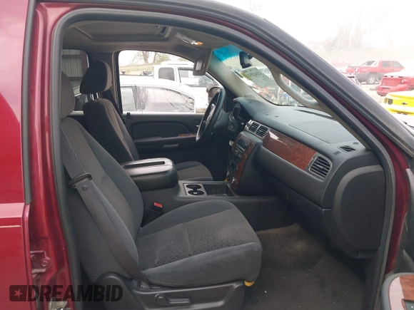 2007 Chevrolet Tahoe LTZ with VIN 1GNFK130X7J313106, listed as a IAAI auction lot 42042891 with 199,763 mi miles and . Bid and sale history available at DreamBid. Image 5.