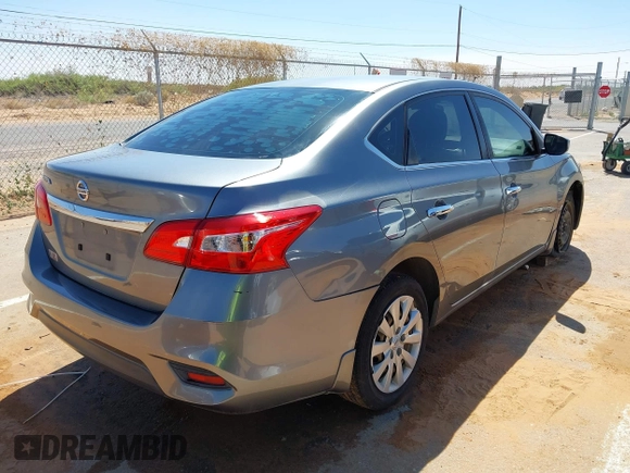 2017 Nissan Sentra SR z VIN 3N1AB7APXHY332390, wystawiony jako IAAI lot #42049476 z przebiegiem 87 483 mil mil oraz . Historia ofert i sprzedaży dostępna na DreamBid. Obrazek 4.