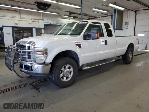 2008 Ford F-250 XL z VIN 1FTSX21R78EB83683, wystawiony jako Copart lot #59397325 z przebiegiem 230 601 mil mil oraz Szkoda całkowita • Salvage title. Historia ofert i sprzedaży dostępna na DreamBid. Obrazek 1.