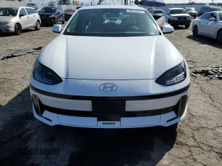 2024 Hyundai Ioniq 6 SEL z VIN KMHM34AA3RA062583, wystawiony jako Copart lot #48213975 z przebiegiem 19 623 mil mil oraz Szkoda całkowita • Salvage title. Historia ofert i sprzedaży dostępna na DreamBid. Obrazek 5.