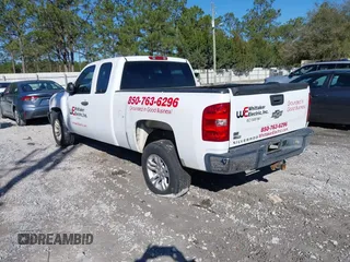 2007 Chevrolet Silverado 1500 LT w/1LT with VIN 1GCEC190X7Z542136, listed as a IAAI auction lot 41630099 with 143,230 mi miles. Bid and sale history available at carsss.com. Image 3.