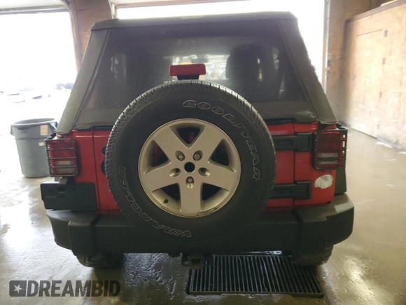 2012 Jeep Wrangler Unlimited Sport z VIN 1C4HJWDG2CL117124, wystawiony jako Copart lot #57288435 z przebiegiem 134 860 mil mil oraz Czysty tytuł • Clean title. Historia ofert i sprzedaży dostępna na DreamBid. Obrazek 6.