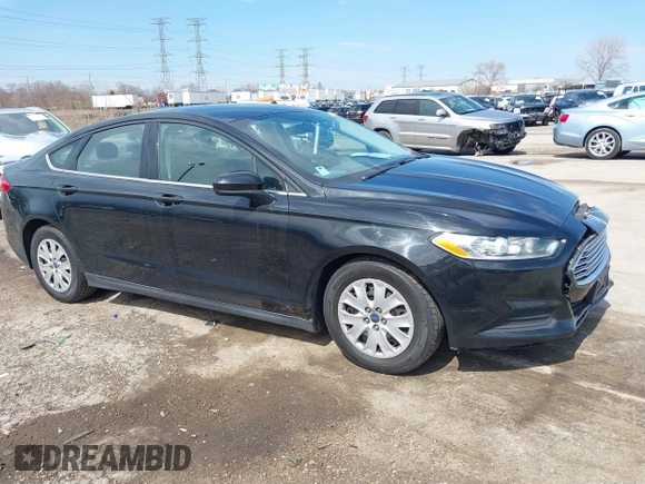 2014 Ford Fusion S with VIN 3FA6P0G75ER387702, listed as a IAAI auction lot 41912113 with 180,002 mi miles. Bid and sale history available at carsss.com. Image 1.