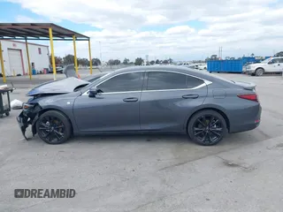 2024 Lexus ES 300h with VIN 58ABA1C18RU039512, listed as a IAAI auction lot 42051732 with 19,728 mi miles and . Bid and sale history available at DreamBid. Image 14.
