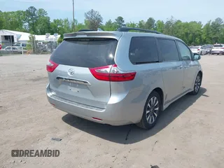 2020 Toyota Sienna XLE Auto Access Seat with VIN 5TDYZ3DC8LS029598, listed as a IAAI auction lot 42141922 with 47,347 mi miles and . Bid and sale history available at DreamBid. Image 4.