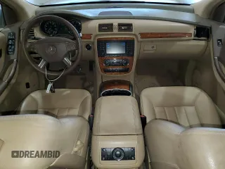 2008 Mercedes-Benz R 3.5L z VIN 4JGCB65E38A071600, wystawiony jako Copart lot #73197054 z przebiegiem 149 235 mil mil oraz Nie do naprawy • Non repairable. Historia ofert i sprzedaży dostępna na DreamBid. Obrazek 8.