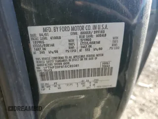 2001 Ford Super Duty F-250 XL with VIN 1FTNF20F81EC82381, listed as a Copart auction lot 70332273 with 365,218 mi miles and Salvage Title. Bid and sale history available at carsss.com. Image 12.