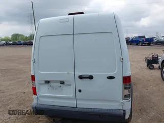 2010 Ford Transit Connect XL z VIN NM0LS7AN1AT017316, wystawiony jako IAAI lot #42182205 z przebiegiem 142 000 mil mil oraz . Historia ofert i sprzedaży dostępna na DreamBid. Obrazek 14.
