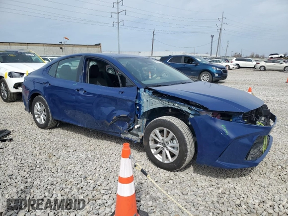 2025 Toyota Camry LE with VIN 4T1DAACK4SU023838, listed as a Copart auction lot 49307065 with 6,988 mi miles and Salvage Title. Bid and sale history available at carsss.com. Image 4.