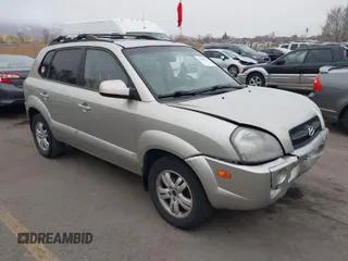 2007 Hyundai Tucson SE with VIN KM8JN72D47U492545, listed as a IAAI auction lot 41727816 with 203,065 mi miles and . Bid and sale history available at DreamBid. Image 1.