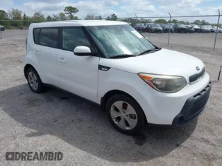 2014 Kia Soul with VIN KNDJN2A26E7741866, listed as a IAAI auction lot 41703749 with 181,024 mi miles. Bid and sale history available at carsss.com. Image 1.