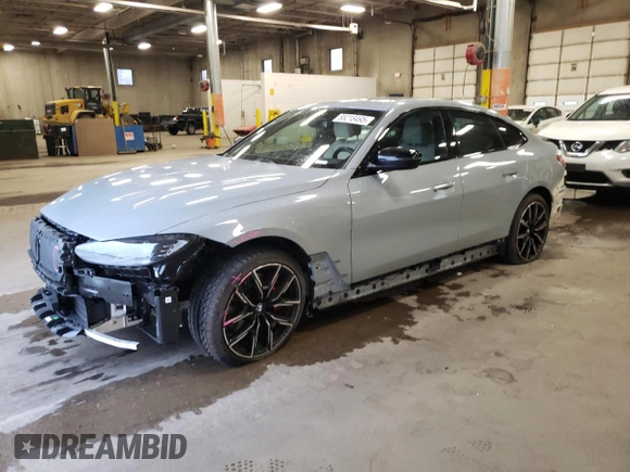 2024 BMW 4 Series 430i xDrive with VIN WBA73AV06RFR99302, listed as a Copart auction lot 88218495 with 17,009 mi miles and Salvage Title. Bid and sale history available at carsss.com. Image 1.