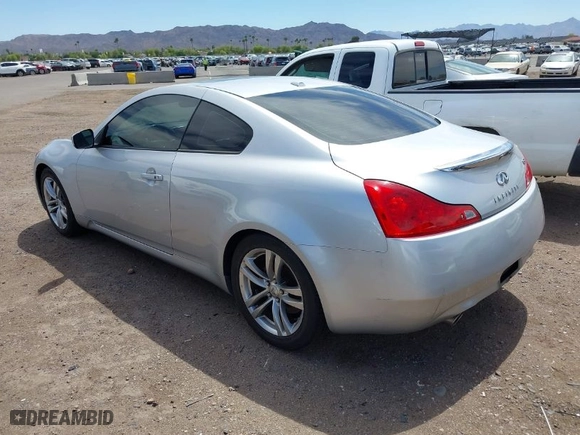 2008 Infiniti G37 Coupe Journey with VIN JNKCV64E38M123303, listed as a IAAI auction lot 42088667 with 140,858 mi miles. Bid and sale history available at carsss.com. Image 3.