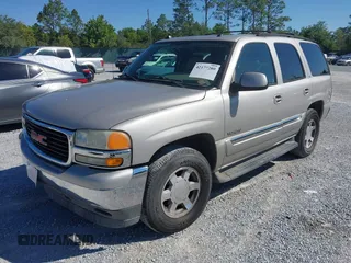 2005 GMC Yukon SLT with VIN 1GKEC13Z15R217223, listed as a IAAI auction lot 42177280 with 257,840 mi miles. Bid and sale history available at carsss.com. Image 2.