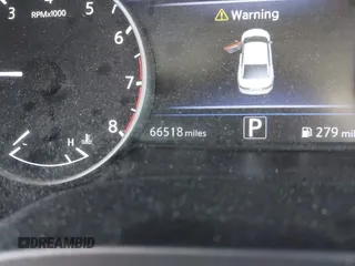 2017 Nissan Maxima SV z VIN 1N4AA6AP8HC446350, wystawiony jako IAAI lot #41852394 z przebiegiem 66 518 mil mil oraz . Historia ofert i sprzedaży dostępna na DreamBid. Obrazek 15.