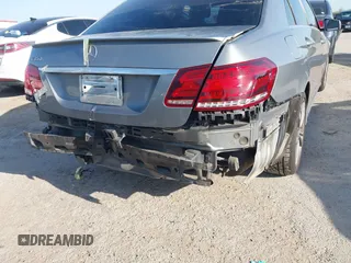 2015 Mercedes-Benz E 350 Sport with VIN WDDHF5KB4FB092696, listed as a IAAI auction lot 41913751 with 154,063 mi miles and . Bid and sale history available at DreamBid. Image 6.