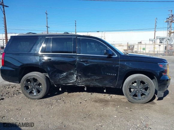 2017 Chevrolet Tahoe LT with VIN 1GNSCBKC6HR283702, listed as a IAAI auction lot 41322585 with 91,736 mi miles. Bid and sale history available at carsss.com. Image 6.