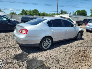 2008 Volkswagen Passat 2.0T with VIN WVWEK73C18P059608, listed as a Copart auction lot 61749825 with 147,963 mi miles and Salvage title. Bid and sale history available at DreamBid. Image 3.
