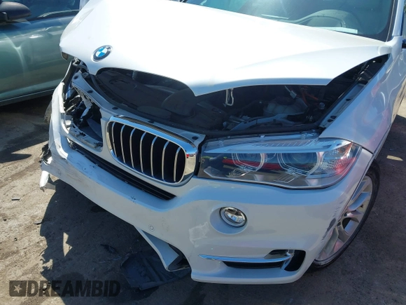 2018 BMW X5 xDrive35i with VIN 5UXKR0C56JL070512, listed as a IAAI auction lot 41892471 with 1 mi miles. Bid and sale history available at carsss.com. Image 17.