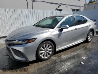 2024 Toyota Camry SE with VIN 4T1S11AK1RU243314, listed as a Copart auction lot 49826575 with 17,024 mi miles and Clean Title. Bid and sale history available at carsss.com. Image 1.